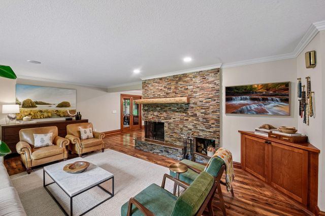 27885 Woodside Road, Excelsior, MN 55331