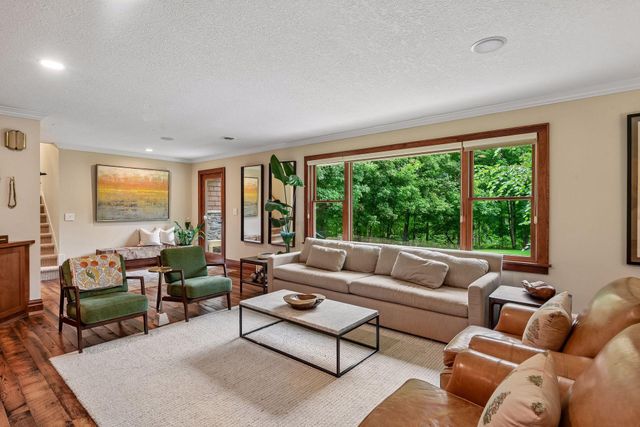 27885 Woodside Road, Excelsior, MN 55331