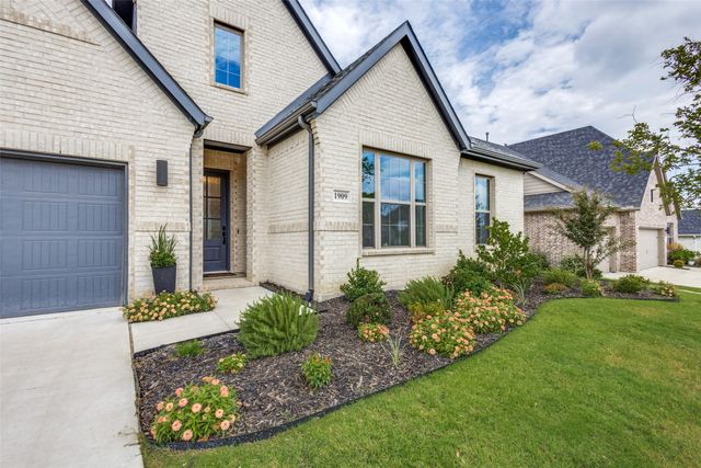 1909 Century Lane, Mckinney, TX 75071