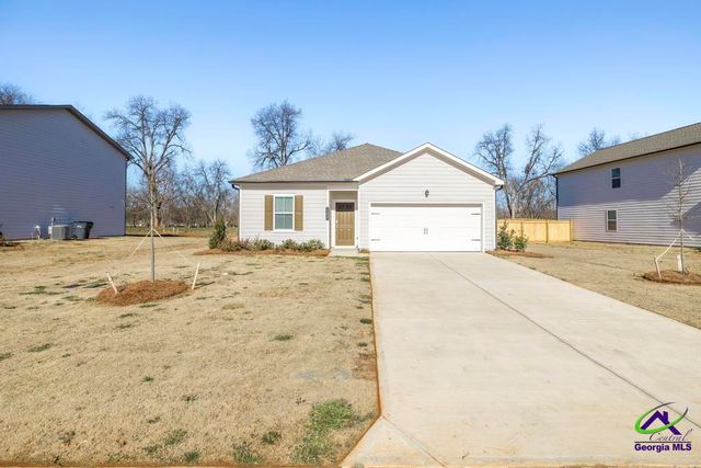 123 Oconee Trl, Perry, GA 31069