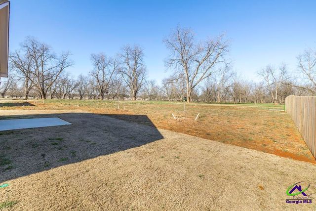 123 Oconee Trl, Perry, GA 31069