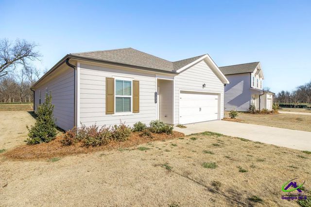 123 Oconee Trl, Perry, GA 31069