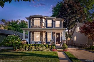 1334 Cole Street, Birmingham, MI 48009