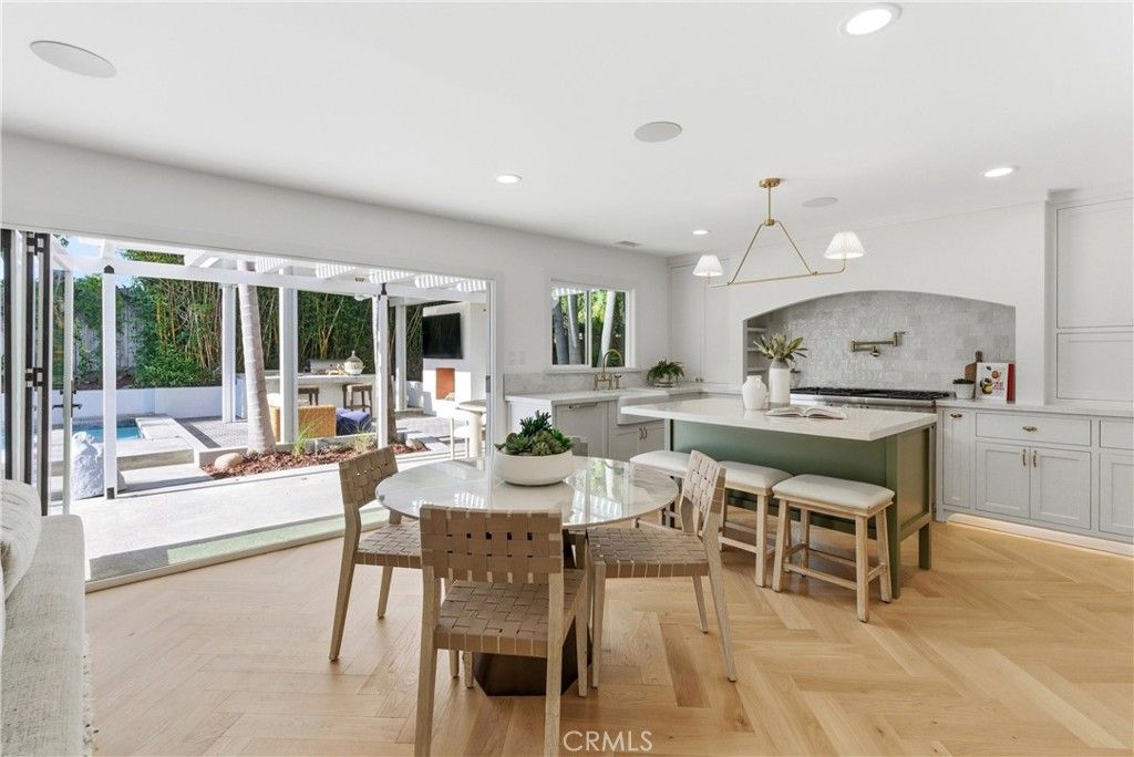 Image 4 of property listing at 1956 Flamingo Drive, Costa Mesa, CA 92626