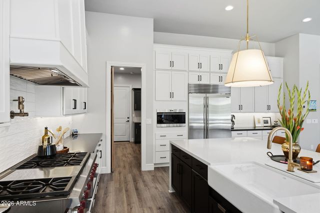 2752 E WILDHORSE Drive, Gilbert, AZ 85297