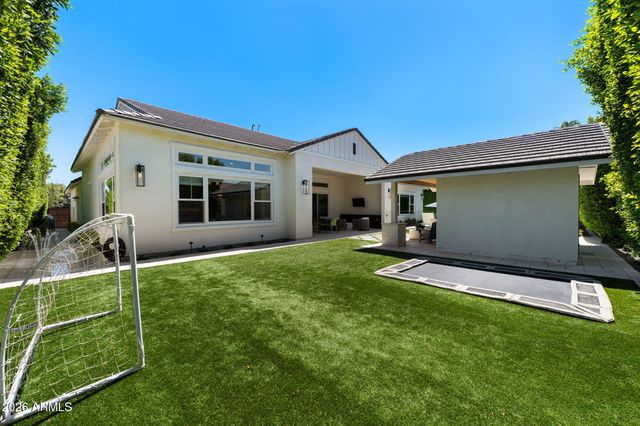 2752 E WILDHORSE Drive, Gilbert, AZ 85297