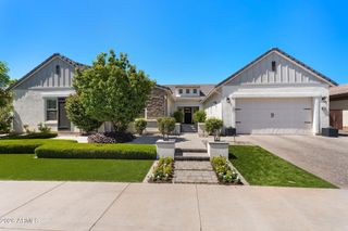 2752 E WILDHORSE Drive, Gilbert, AZ 85297