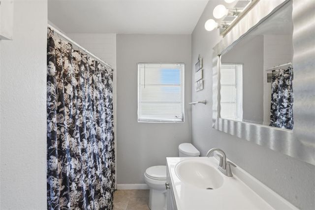 65 COMMUNITY DR, Debary, FL 32713