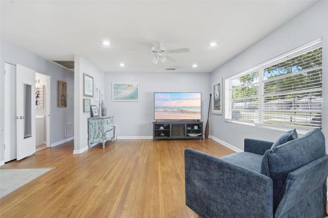 65 COMMUNITY DR, Debary, FL 32713