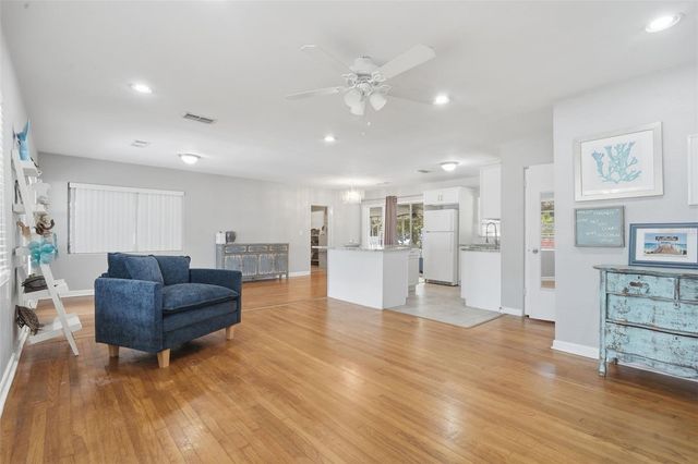 65 COMMUNITY DR, Debary, FL 32713