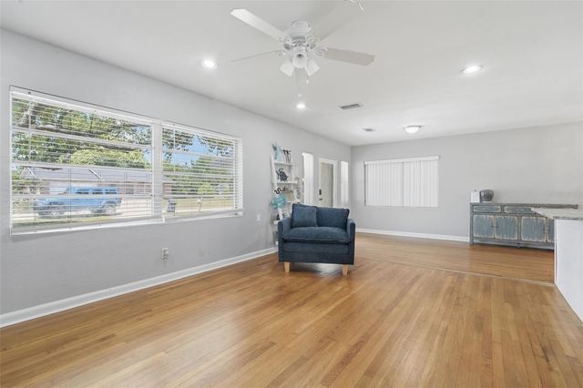 65 COMMUNITY DR, Debary, FL 32713