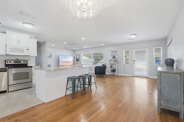 65 COMMUNITY DR, Debary, FL 32713