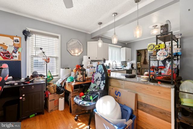 27 5TH AVE, Mount Ephraim, NJ 08059