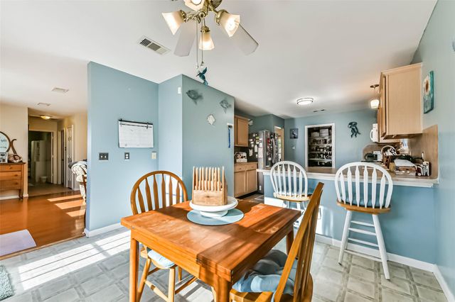 1116 Lake Shore Drive, Pearland, TX 77581