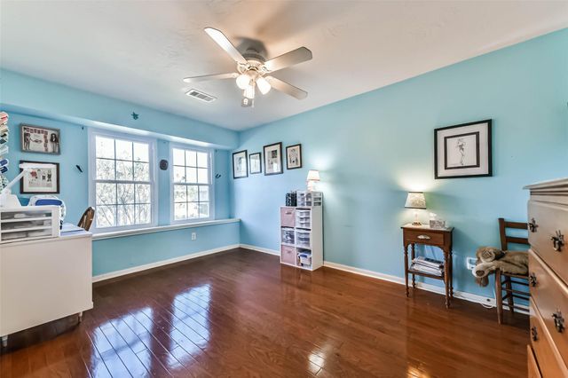 1116 Lake Shore Drive, Pearland, TX 77581