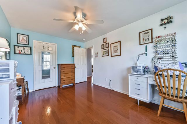 1116 Lake Shore Drive, Pearland, TX 77581