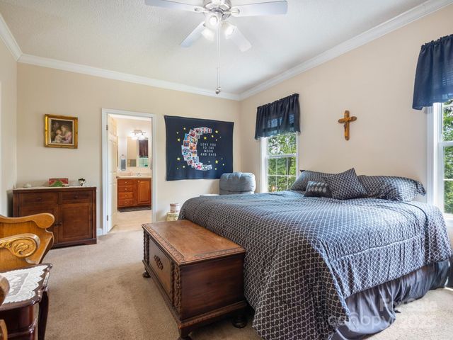 66 Condor Court, Hendersonville, NC 28792