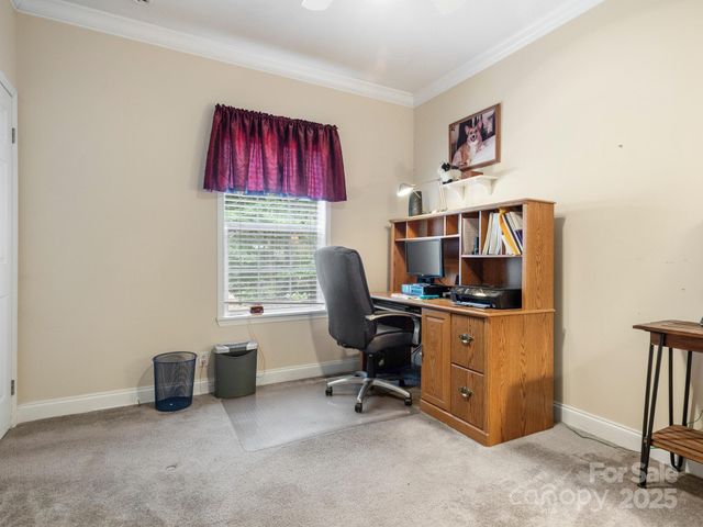 66 Condor Court, Hendersonville, NC 28792