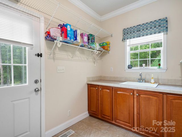 66 Condor Court, Hendersonville, NC 28792