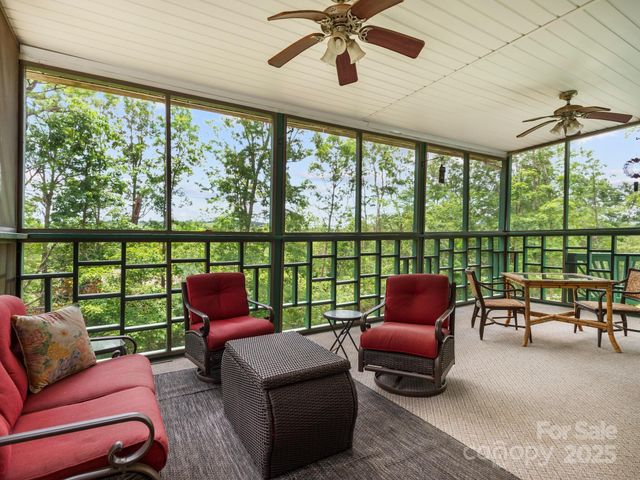 66 Condor Court, Hendersonville, NC 28792