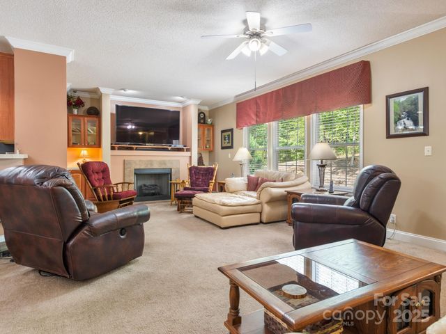 66 Condor Court, Hendersonville, NC 28792