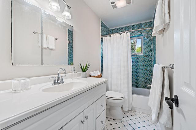 6205 S Indian River Drive, Fort Pierce, FL 34982