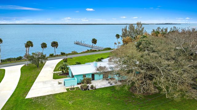 6205 S Indian River Drive, Fort Pierce, FL 34982