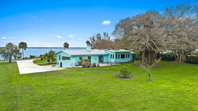 6205 S Indian River Drive, Fort Pierce, FL 34982