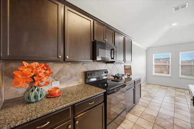 2128 Danibelle Drive, Forney, TX 75126