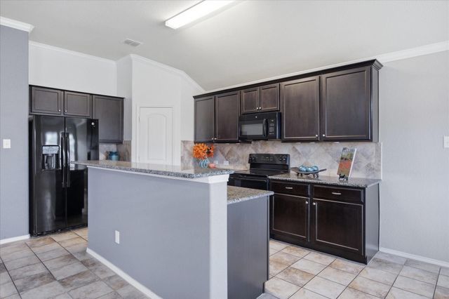 2128 Danibelle Drive, Forney, TX 75126
