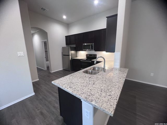 636 Heathers Way, Seguin, TX 78155