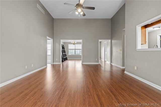 4220 Silver Glade Trail, Sellersburg, IN 47172