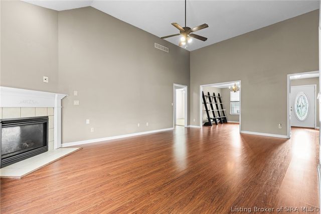 4220 Silver Glade Trail, Sellersburg, IN 47172