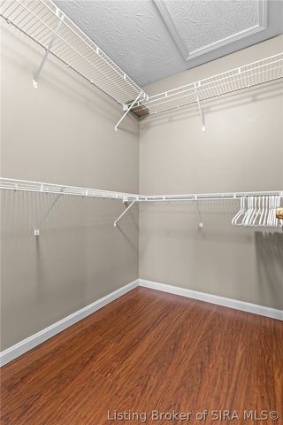 4220 Silver Glade Trail, Sellersburg, IN 47172