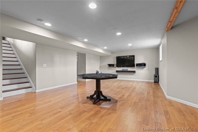 4220 Silver Glade Trail, Sellersburg, IN 47172