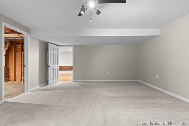 4220 Silver Glade Trail, Sellersburg, IN 47172