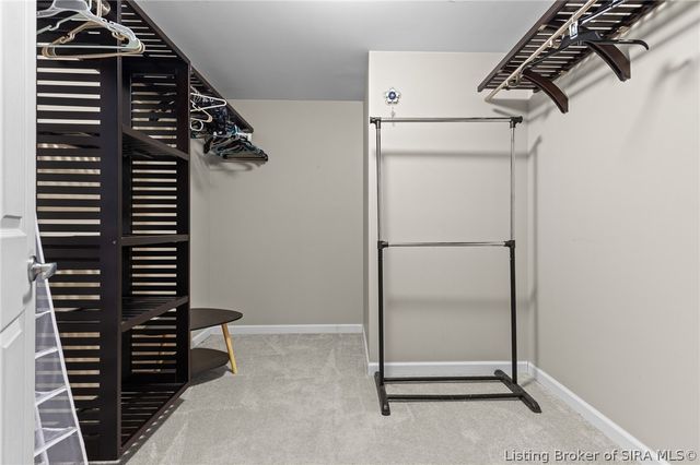 4220 Silver Glade Trail, Sellersburg, IN 47172