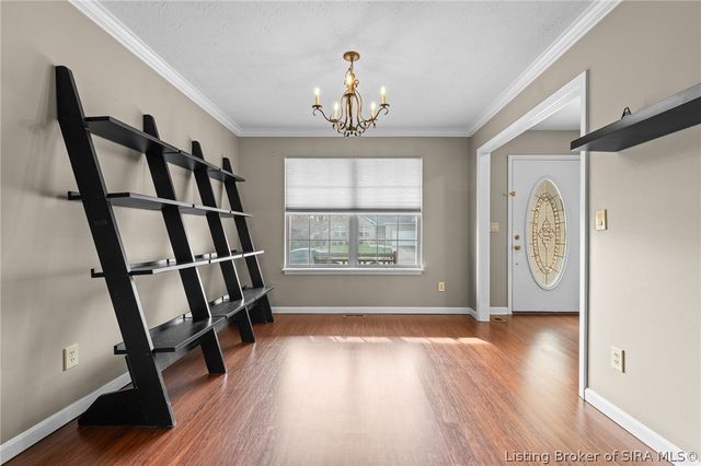 4220 Silver Glade Trail, Sellersburg, IN 47172