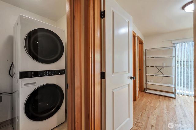 2221 E Spruce Street, Seattle, WA 98122