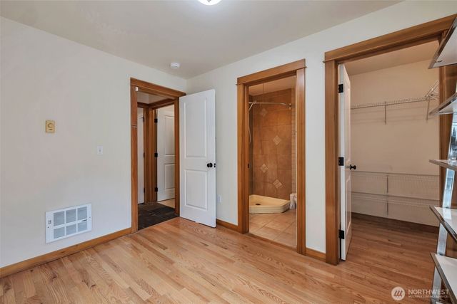 2221 E Spruce Street, Seattle, WA 98122