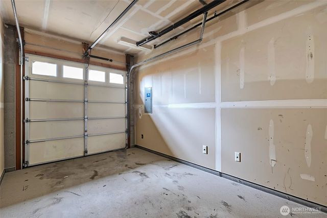 2221 E Spruce Street, Seattle, WA 98122