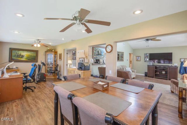 42112 Village 42, Camarillo, CA 93012