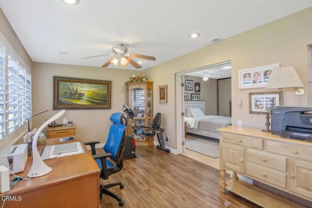 42112 Village 42, Camarillo, CA 93012