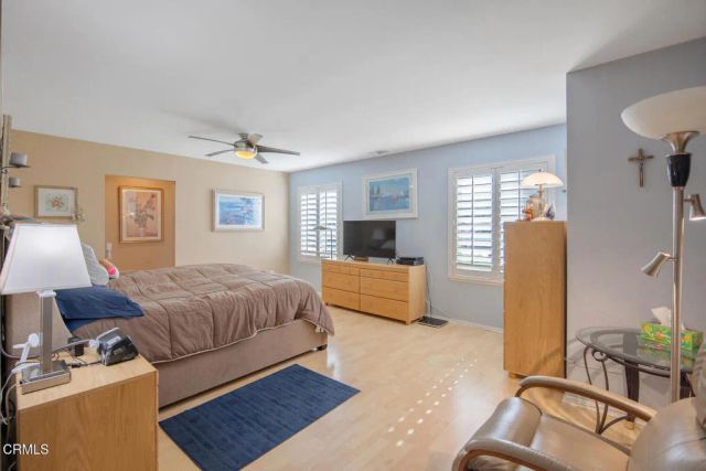 42112 Village 42, Camarillo, CA 93012