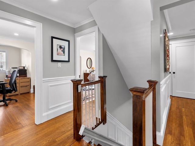 732 W Roxbury Pkwy, Boston, MA 02131