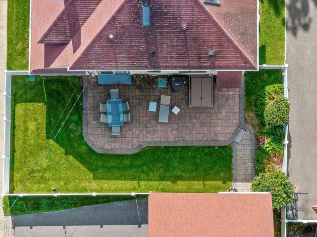 732 W Roxbury Pkwy, Boston, MA 02131