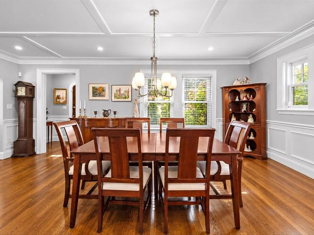 732 W Roxbury Pkwy, Boston, MA 02131