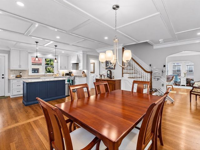 732 W Roxbury Pkwy, Boston, MA 02131