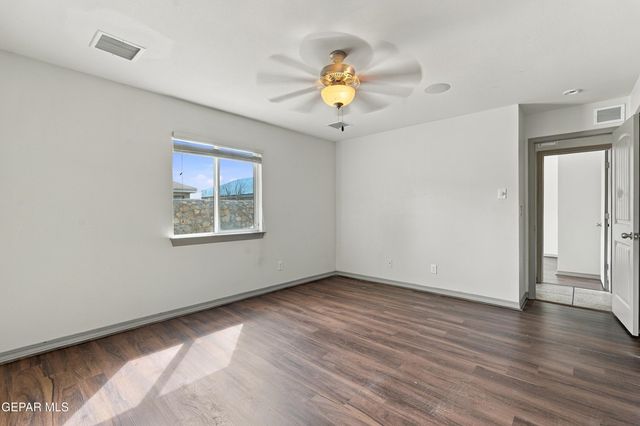 13474 BRADFORD Street, Horizon City, TX 79928