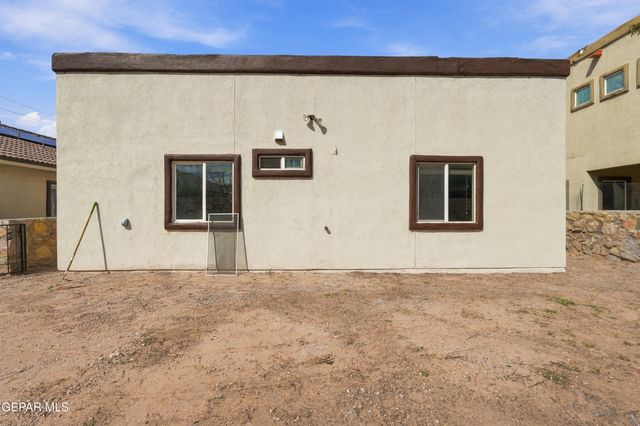 13474 BRADFORD Street, Horizon City, TX 79928